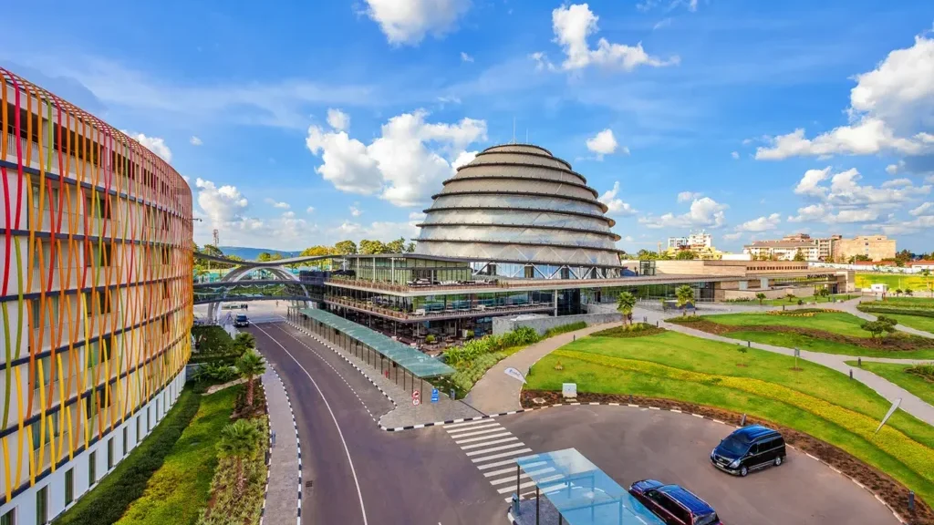 Kenya & Rwanda Mid Luxury Safari Experience